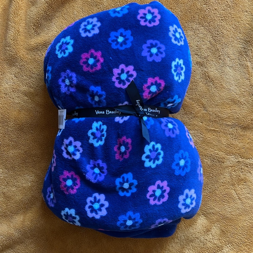Vera Bradley Throw Blanket. New with tags.